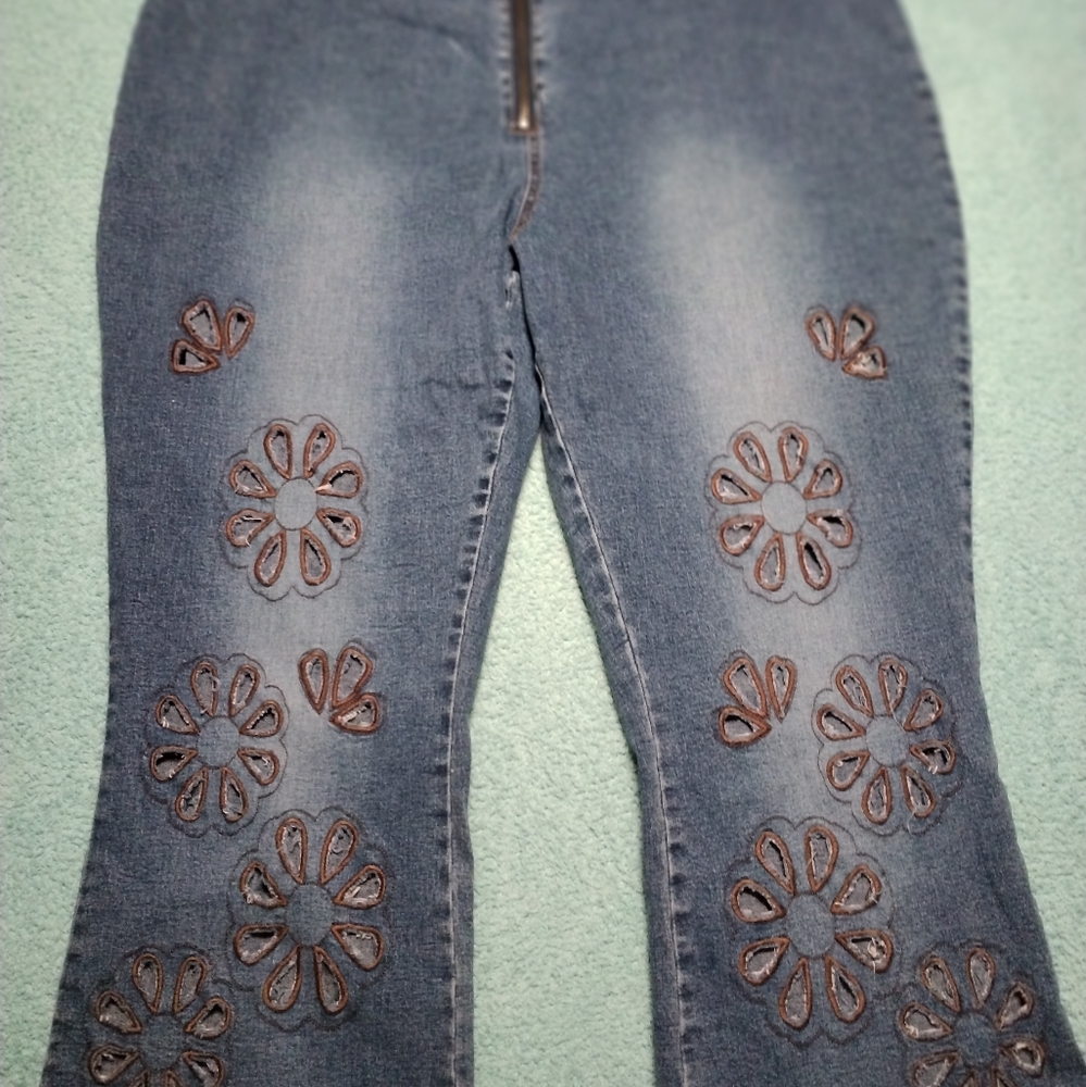 Sunshine Apparel Capri